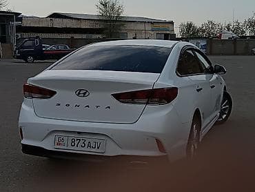toyota levin 2018: Hyundai Sonata: 2018 г., 2 л, Автомат, Газ, Седан — 2
