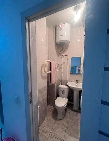 Недвижимость: 1 комната, 34 м², Индивидуалка, 5 мкр Индивидуалка, 2 этаж, Косметический ремонт — 7