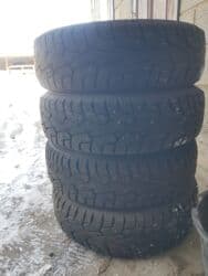 купить футбольные бутсы: Продам резины r15 185(шипы)
состояние отличное 
цена 10тыс за комплект — 1