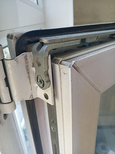 3 bedroom: Окно, Витраж, Перегородка: Ремонт — 3