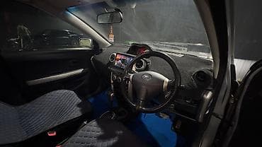 машина истана: Toyota Ist: 2002 г., 1.3 л, Автомат, Бензин, Хэтчбэк — 8