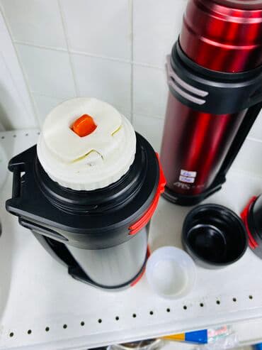 продаю термос: Термоса походная
Объём:2,5л — 5