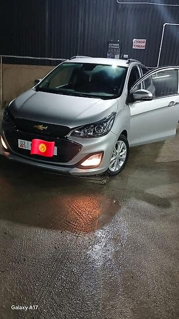 Chevrolet: Chevrolet Spark: 2021 г., Автомат, Бензин, Хэтчбэк — 2
