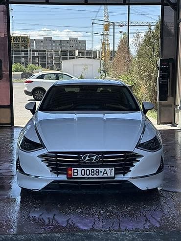 Hyundai Sonata: 2021 г., 2 л, Автомат, Газ, Седан — 1