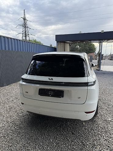 Унаа сатуу: Lixiang L9: 2025 г., 1.5 л, Автомат, Электромобиль, Кроссовер — 9