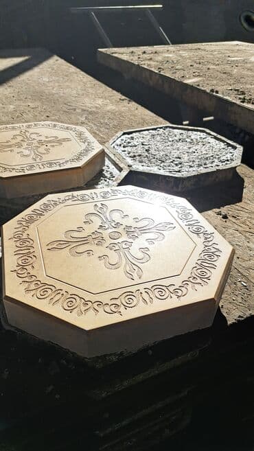 стол для плиты: Тротуарная плитка, Ноги великана, Бетонная, Для лестниц, Новый — 6