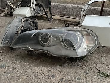 Переднее крыло с туманками BMW X5 E70 (2006–2013) Фары BMW X5 E70 — 5