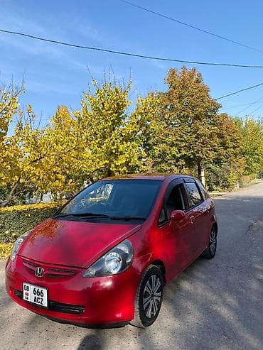 Honda Fit: 2003 г., 1.3 л, Автомат, Бензин, Хэтчбэк