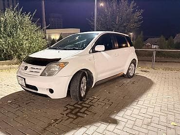 byd e7: Toyota Ist: 2004 г., 1.3 л, Автомат, Бензин — 1