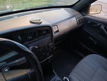 mini coper: Volkswagen Passat Variant: 1992 г., 1.8 л, Механика, Бензин, Универсал — 5