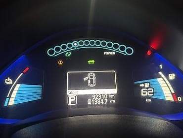 Продажа авто: Nissan Leaf: 2013 г., Вариатор, Электромобиль, Хэтчбэк — 9