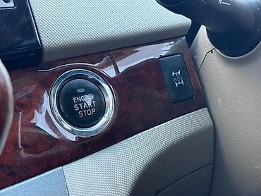 тайотв ист: Toyota Estima: 2010 г., 2.4 л, Вариатор, Бензин, Минивэн — 7