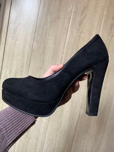 ecco 42: Продаю туфли Состояние отличное, надела один раз 36-37 размер — 2