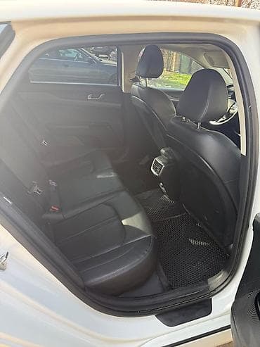 bmw х8: Kia K5: 2020 г., Автомат, Газ, Седан — 3