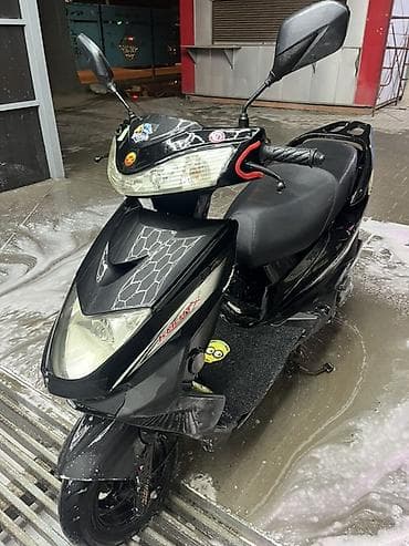 скутера аренда: Тип скутера M8, 150 куб. см, Бензин — 5