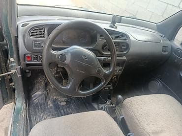мотор мотоцикл: Daihatsu Move: 2001 г., 1 л, Механика, Бензин, Минивэн — 2