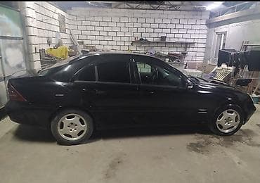 донголок 195 70 15 с: Mercedes-Benz C-Class: 2002 г., Седан — 1