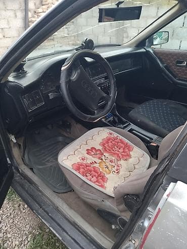 Audi: Audi 80: 1987 г., 1.8 л, Механика, Бензин, Седан — 1