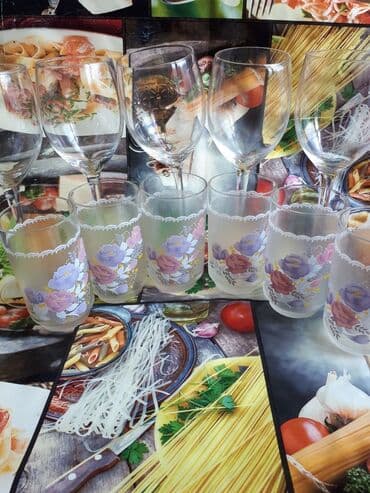 Набор посуды.Хорошего качества. Вареницы, салатницы за все 1000