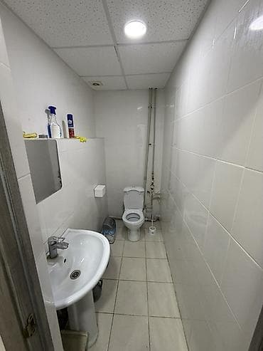 12 мик: Кабинет Для курсов В жилом комплексе, 45 м², Цокольный этаж, Долгосрочно, С отдельным сан узлом — 3