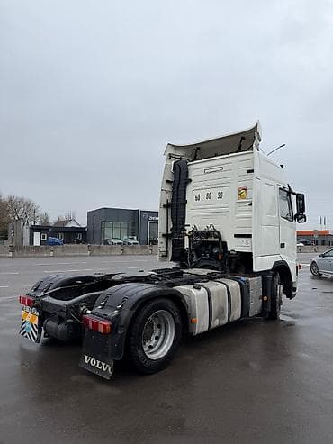 без вложении: Тягач, Volvo, 2009 г. — 4