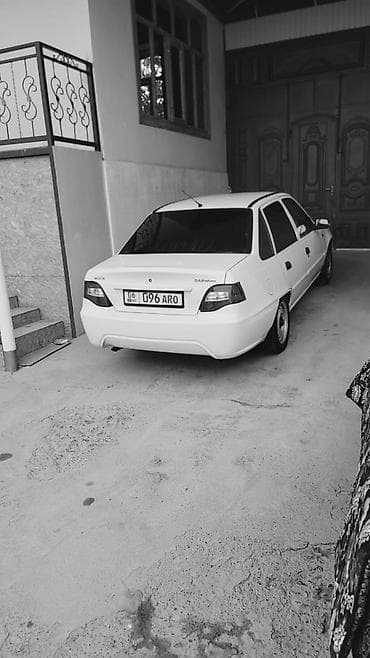Daewoo Nexia: 2012 г., Механика, Бензин, Седан