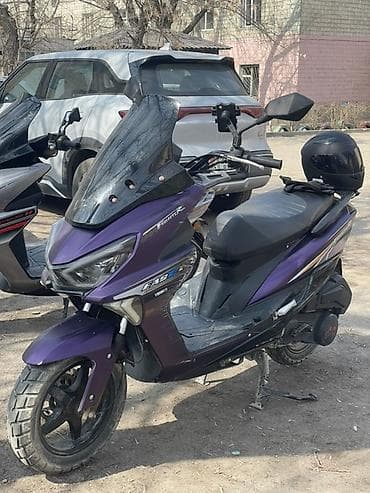 Макси-скутер 150 куб. см, Бензин, Б/у