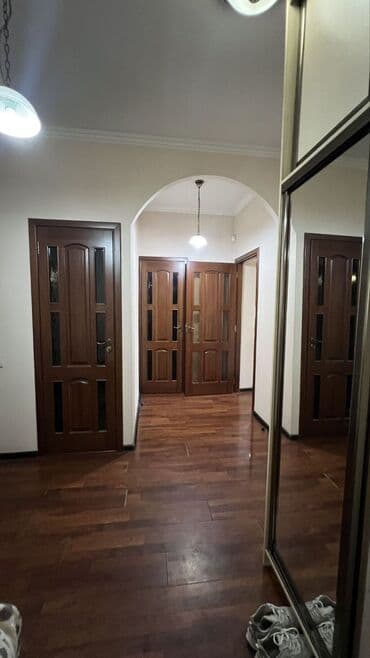 квартиры в золотом квадрате бишкек: 3 комнаты, 73 м², Сталинка, 2 этаж, Косметический ремонт — 7