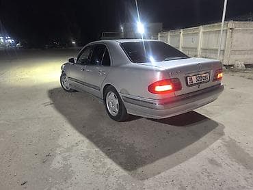 срочно продаю ауди 100: Mercedes-Benz E-Class: 2002 г., 3.2 л, Автомат, Дизель, Седан — 3