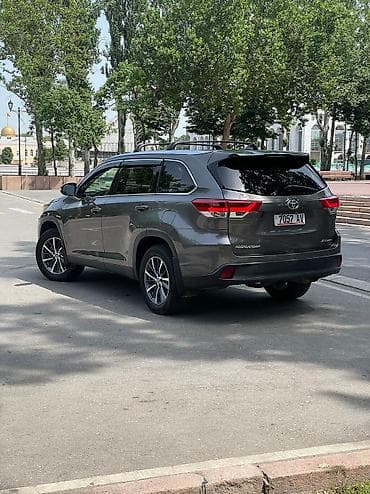 Продажа авто: Toyota Highlander: 2019 г., 3.5 л, Автомат, Бензин, Внедорожник — 3