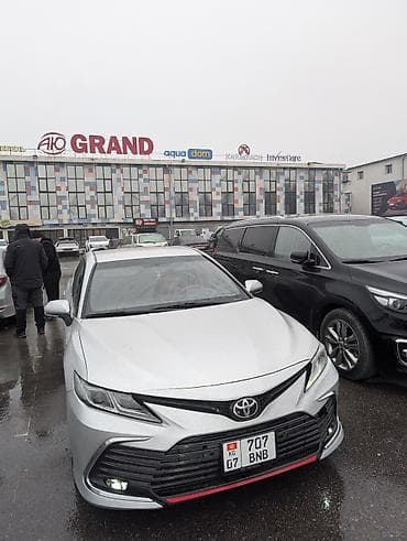 prius v: Toyota Camry: 2019 г., 2.5 л, Автомат, Гибрид, Седан — 3