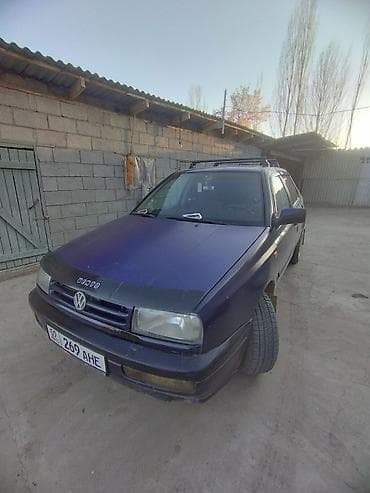 решетка на гольф 4: Volkswagen Vento: 1994 г., 2 л, Ручные, Седан — 9