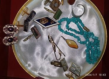 Личные вещи: Винтажные украшения броши, запонки подвеска бусы,бусы из стекляруса — 5