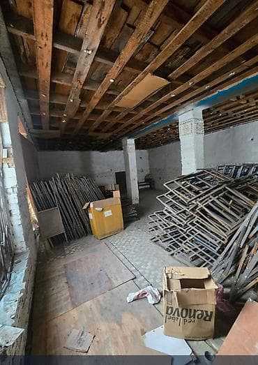 маевка: Продаётся коммерческое помещение в Маевке 📍 Адрес: ул. Молдо гвардии 📐 — 2