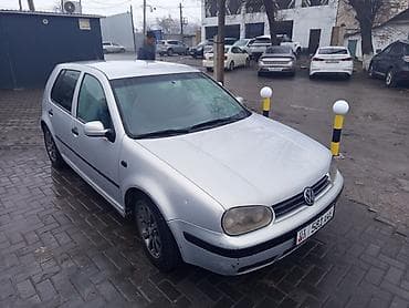 Volkswagen Golf: 2003 г., 1.6 л, Механика, Бензин, Хэтчбэк