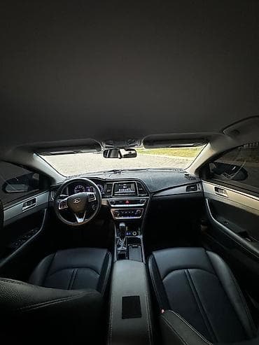 Hyundai Sonata: 2019 г., 2 л, Автомат, Газ, Седан — 9