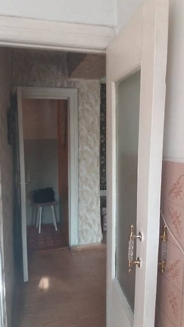 тоголок молдо щербакова: 2 бөлмө, 44 м², Хрущевка, 3 кабат, Эски ремонт — 8