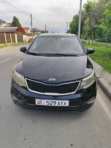 Kia Rio: 2015 г., 1.4 л, Механика, Бензин, Седан