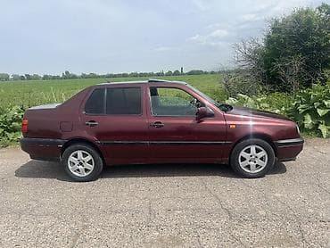 hyundai getz 1: Volkswagen Vento: 1993 г., 1.8 л, Механика, Бензин, Седан — 4