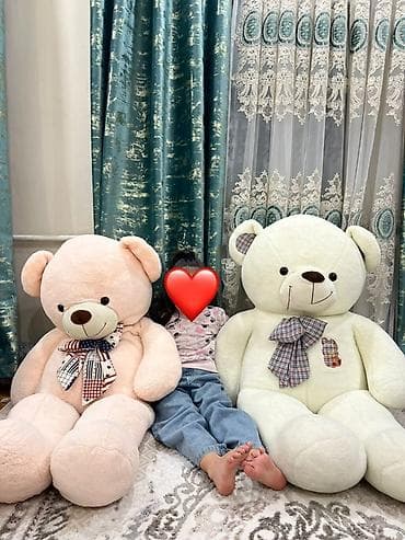 Большие плюшевые медведи-обнимашки - Размер: примерно от 120 до 150