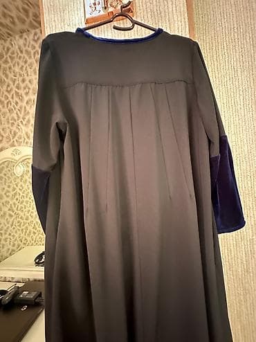 Джинсы: Платье новое “BAIRA”,размер 50-52.длина платья 1,10м.Цвет черный,ткань — 2