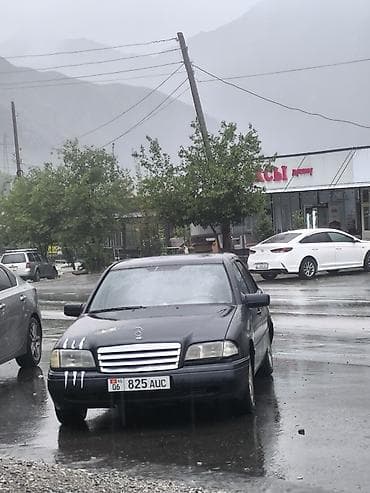 дэу матиз 1: Mercedes-Benz C-Class: 1994 г., 1.8 л, Кол менен иштөөчү, Седан — 3
