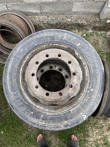 диска покрышка: Колеса в сборе 295 / 60 / R 22,5, Всесезонная, Б/у, Пара, Грузовики/Автобусы, Железные, отверстий - 10 — 2