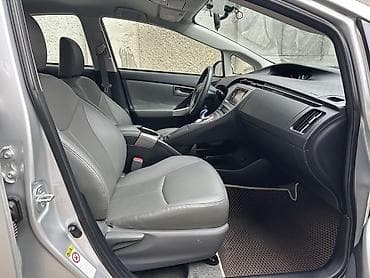 гайки тойота: Toyota Prius: 2014 г., 1.8 л, Автомат, Гибрид, Хэтчбэк — 6