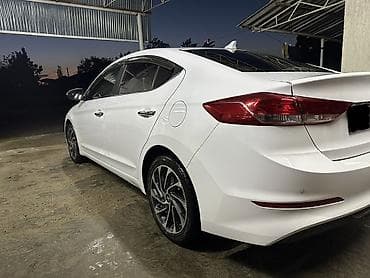 Hyundai Elantra: 2019 г., 1.4 л, Типтроник, Бензин, Седан — 3