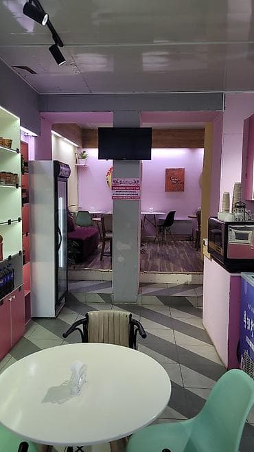 прентер: Продаётся готовый бизнес. Помещение аренда, 40.000 с в месяц. Оборот в — 3