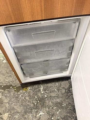 распашив: Холодильник Indesit с нижней морозильной камерой - Бренд: Indesit - — 7