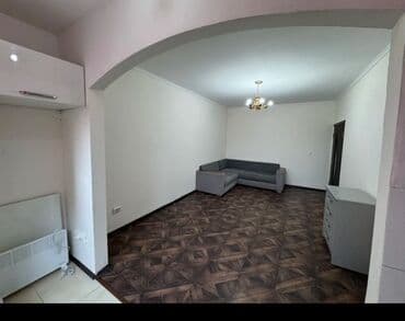 сдаю квартиру в 6 микрорайоне: 1 комната, 45 м², 106 серия, 6 этаж, Евроремонт — 4