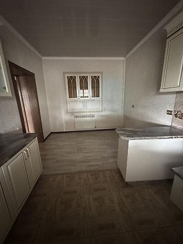 Продажа домов: Дом с отдельной летней кухней и благоустроенным санузлом Участок ;5 — 3