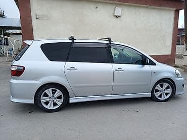 джели авто: Toyota Ipsum: 2004 г., 2.4 л, Автомат, Бензин, Минивэн — 3